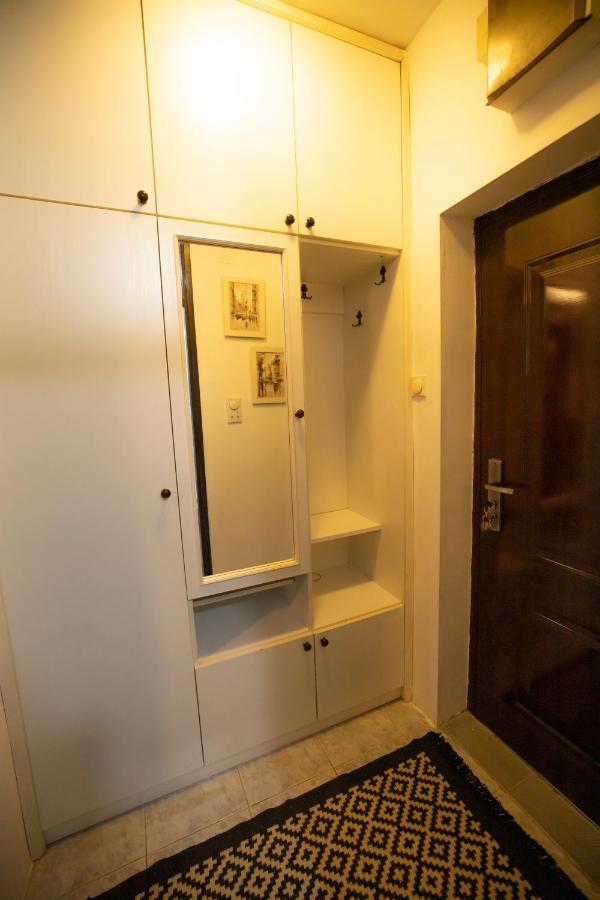 Cushy Apartment Close To City Centre พอดโกริกา ภายนอก รูปภาพ